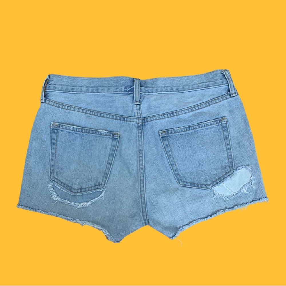 Gap 1969 slim denim shorts